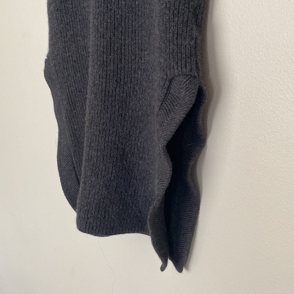 Wilfred Wool Sweater Vest - Picture 6 of 6